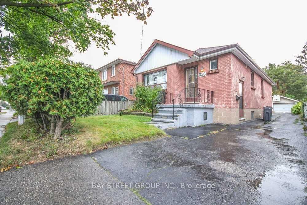 Upper - 358 horner Avenue, Toronto W06, ON, exterior