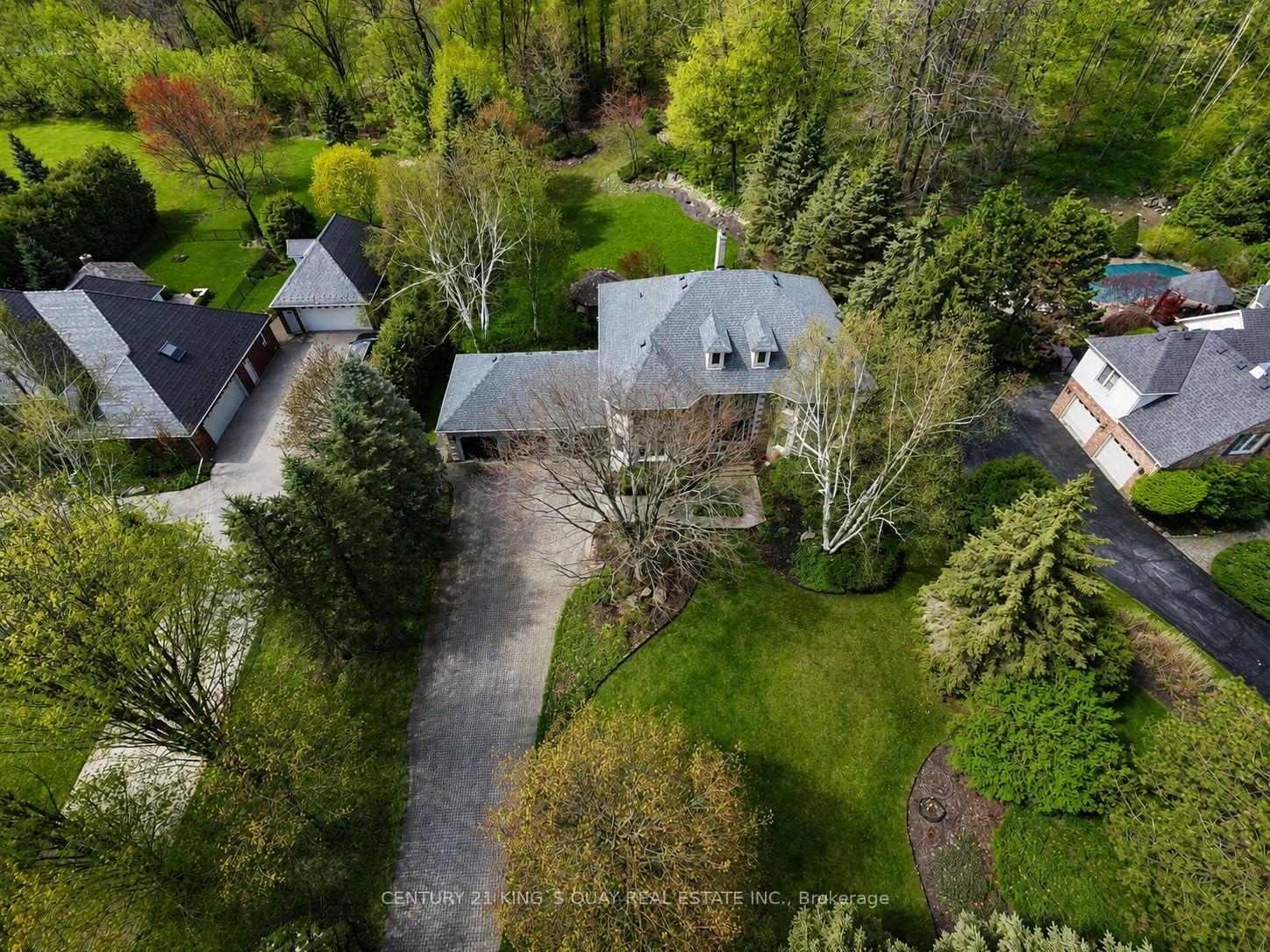 110 Crawford Crescent, Milton, ON, exterior