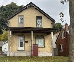 138 Courtland Avenue E, Kitchener, ON, exterior