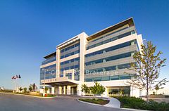 200 - 1315 North Service Road E, Oakville, ON, exterior
