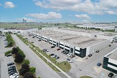 35 Royal Group Crescent, Vaughan, ON, exterior