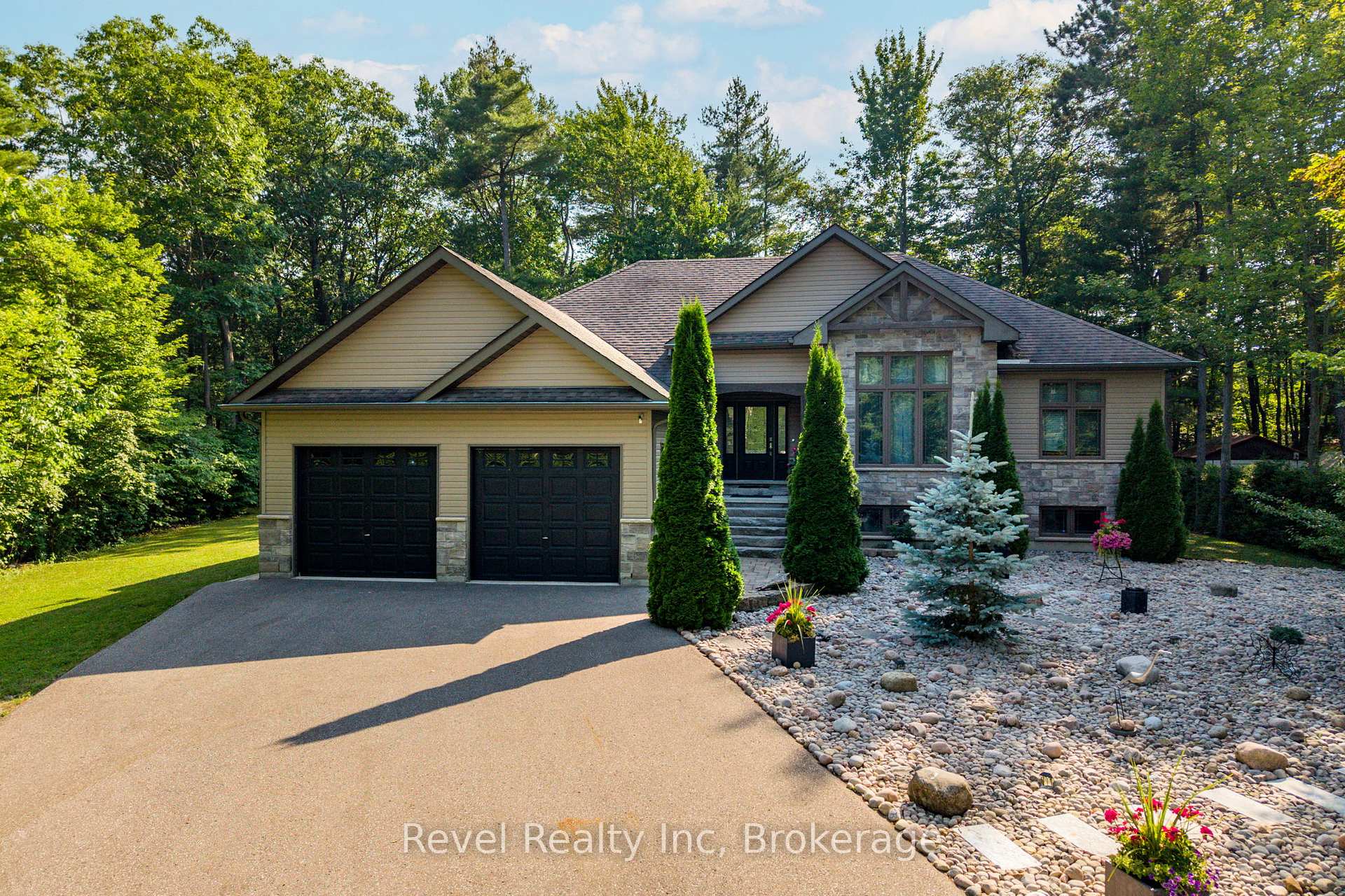 54 Vincent Circle, Tiny, ON, exterior