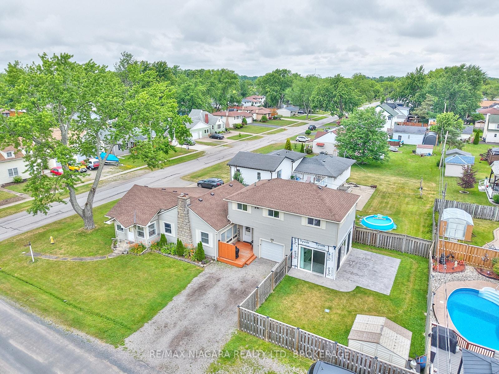 1444 Lakehurst Avenue, Fort Erie, ON, exterior