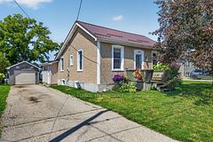 244 West Street, Central Elgin, ON, exterior