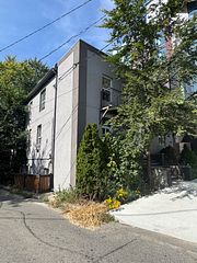 22 Brad Street, Toronto W02, ON, exterior