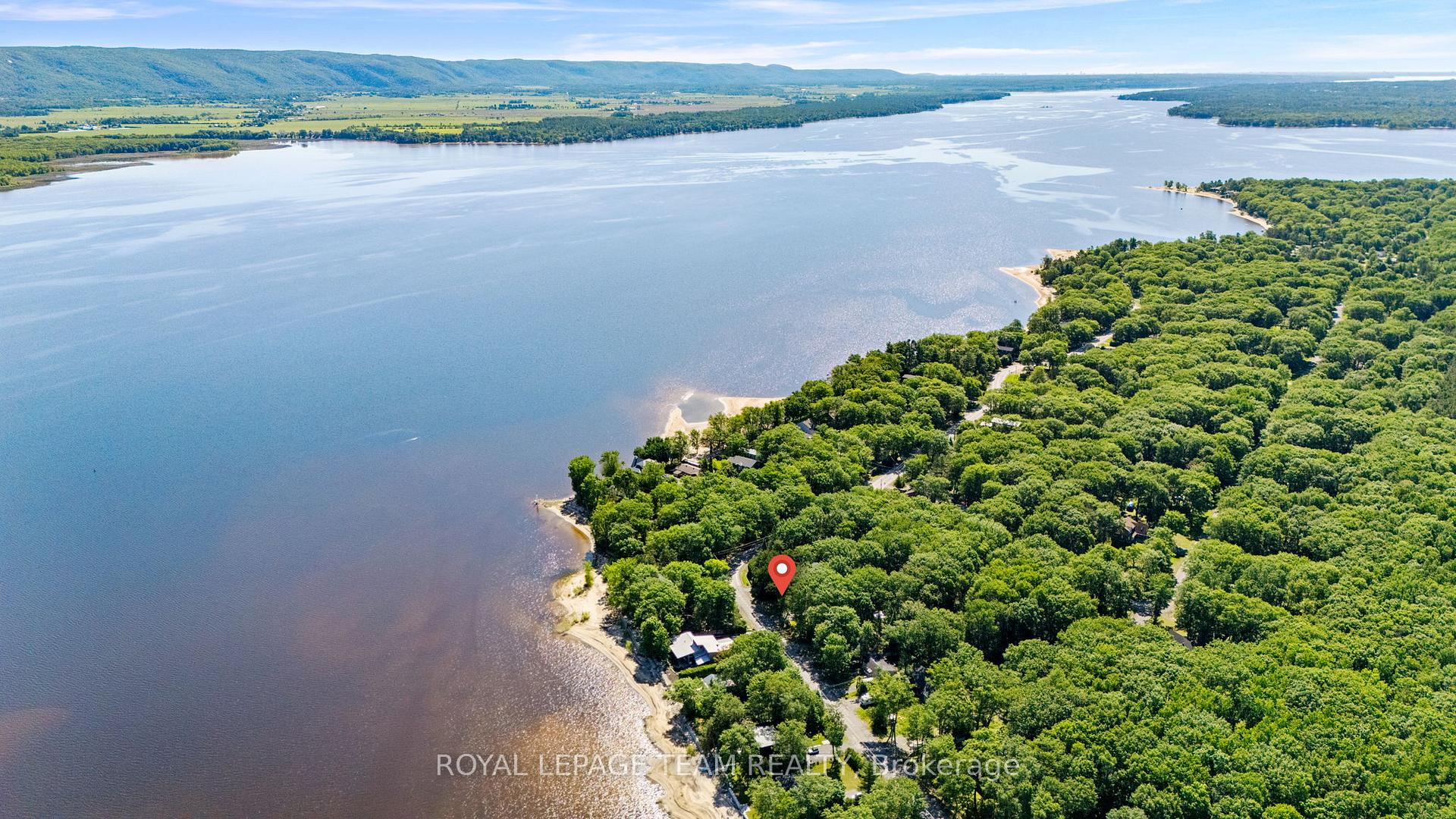 675 Bayview Drive, Constance Bay - Dunrobin - Kilmaurs - Woodlawn, ON, exterior
