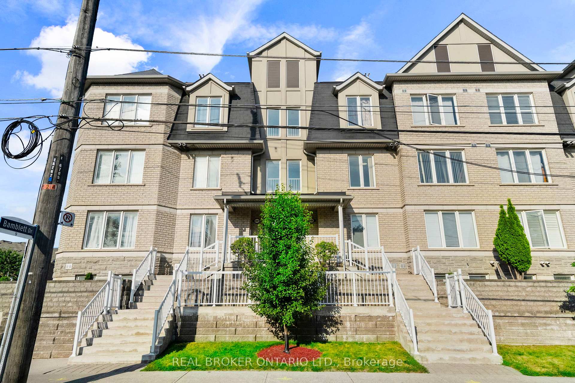 27 - 649E Warden Avenue, Toronto E04, ON, exterior