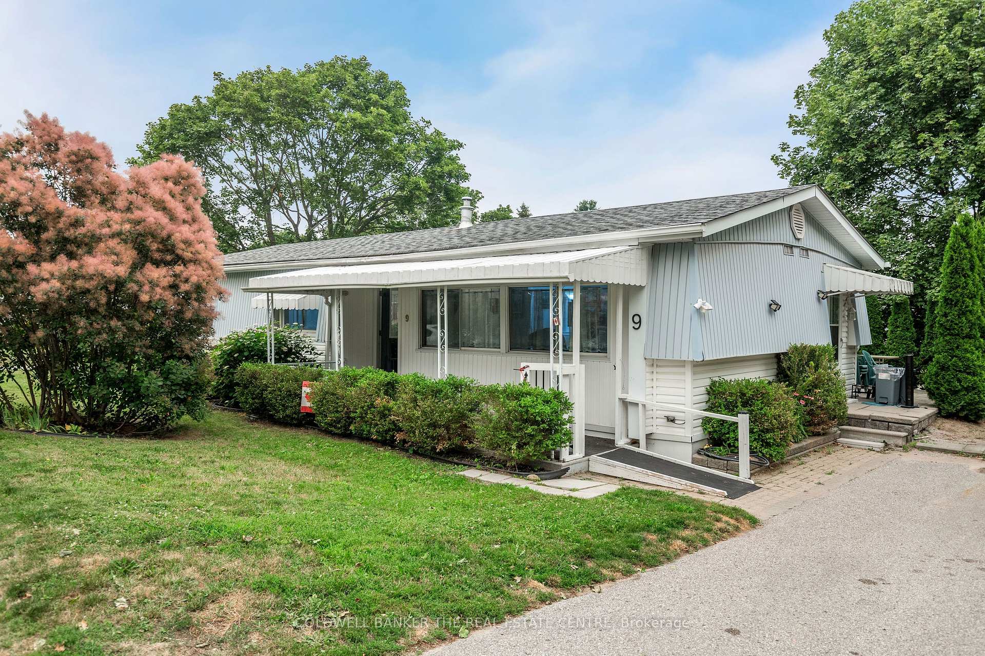 9 Hawthorne Drive, Innisfil, ON, exterior