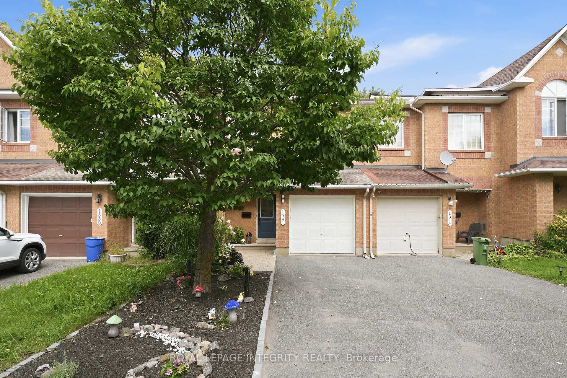 1341 Halton Terrace, Kanata, ON, exterior