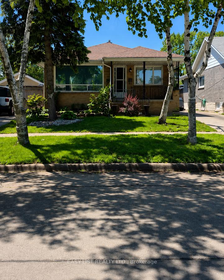 2371 Alexis Road, Windsor, ON, exterior