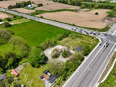 17440 Bathurst Street, King, ON, exterior