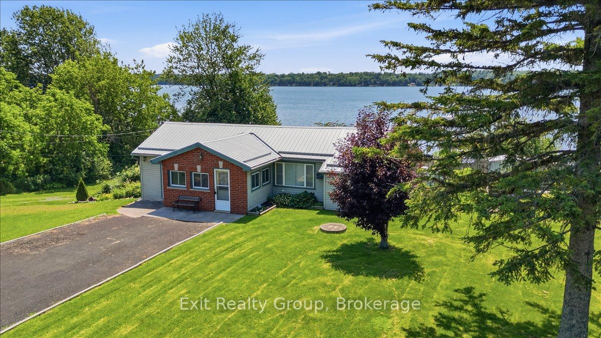 1083 Lakeside Drive, Prince Edward County, ON, exterior