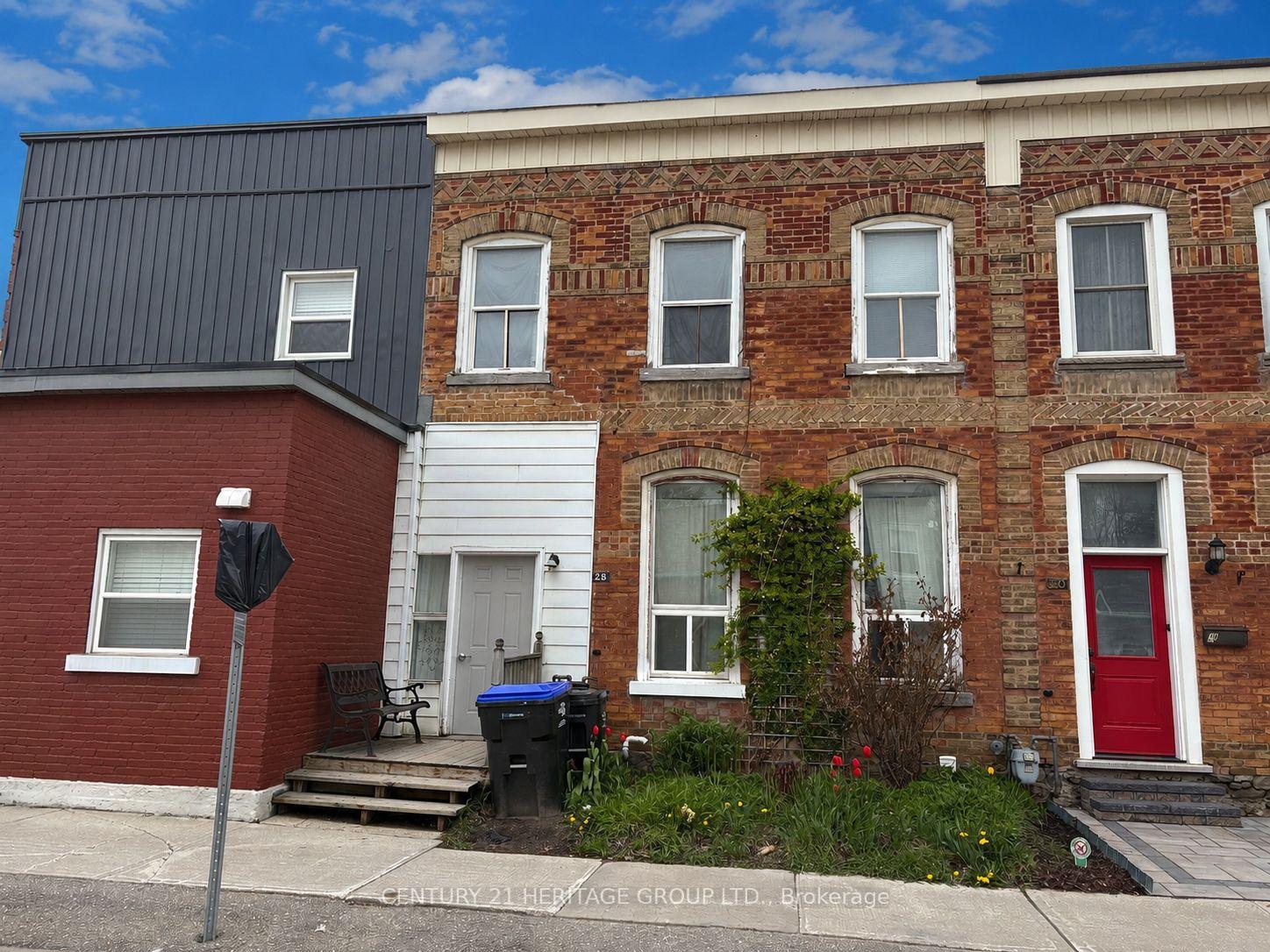 28 Queen Street N, New Tecumseth, ON, exterior
