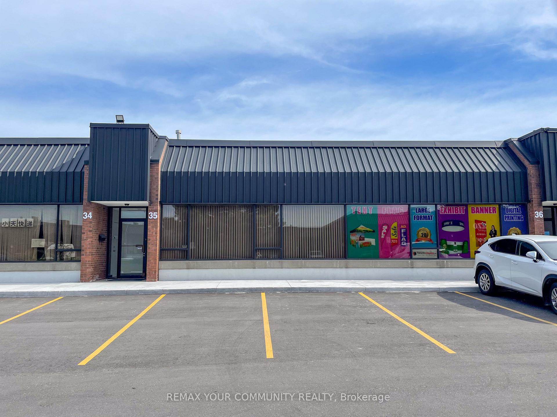 35 - 330 Esna Park Drive, Markham, ON, exterior