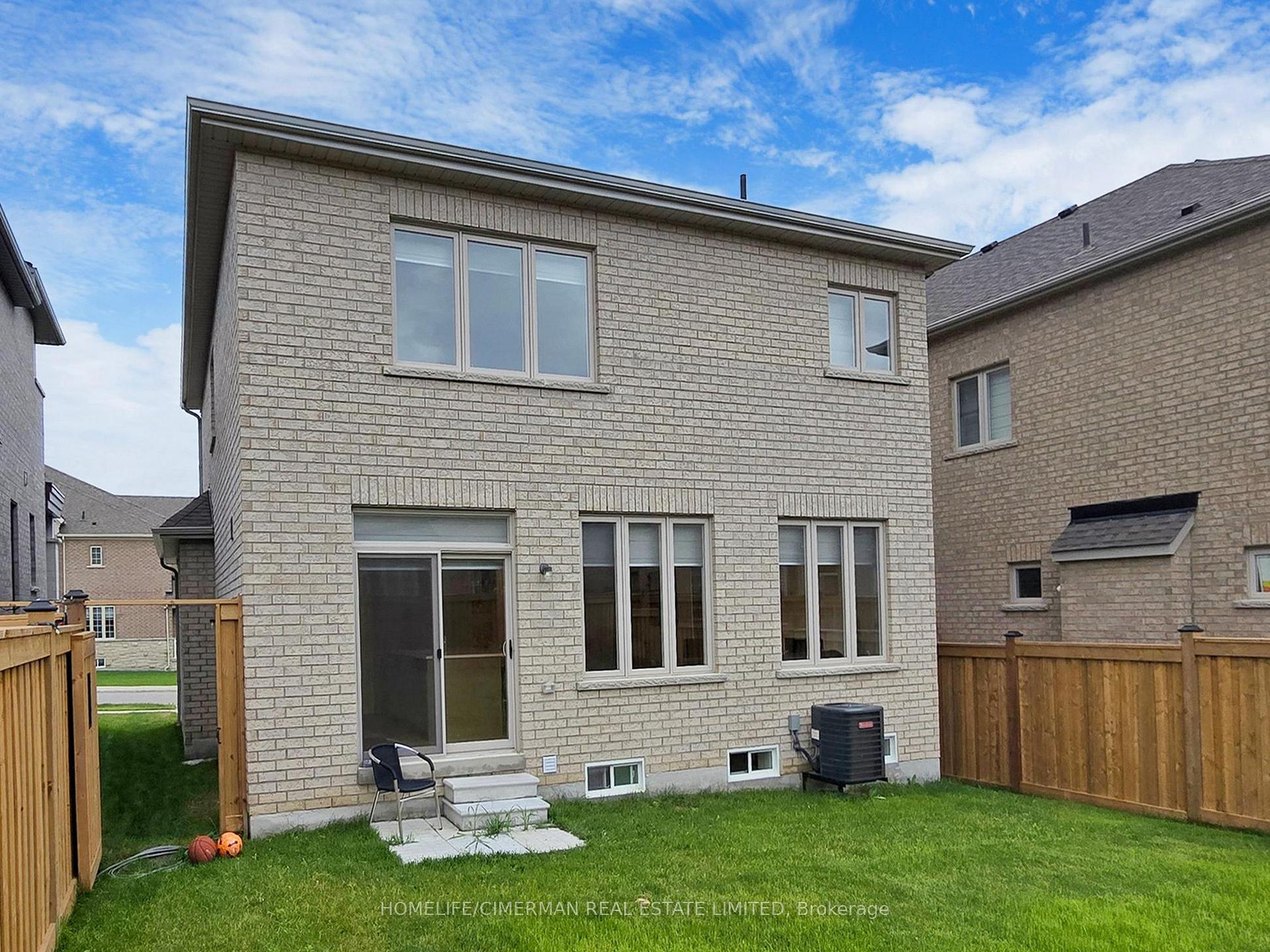 16 Morningstar Avenue, Whitby, ON, exterior