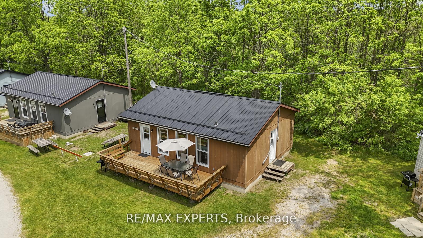 18 - 230-232 Lake Dalrymple Road, Kawartha Lakes, ON, exterior
