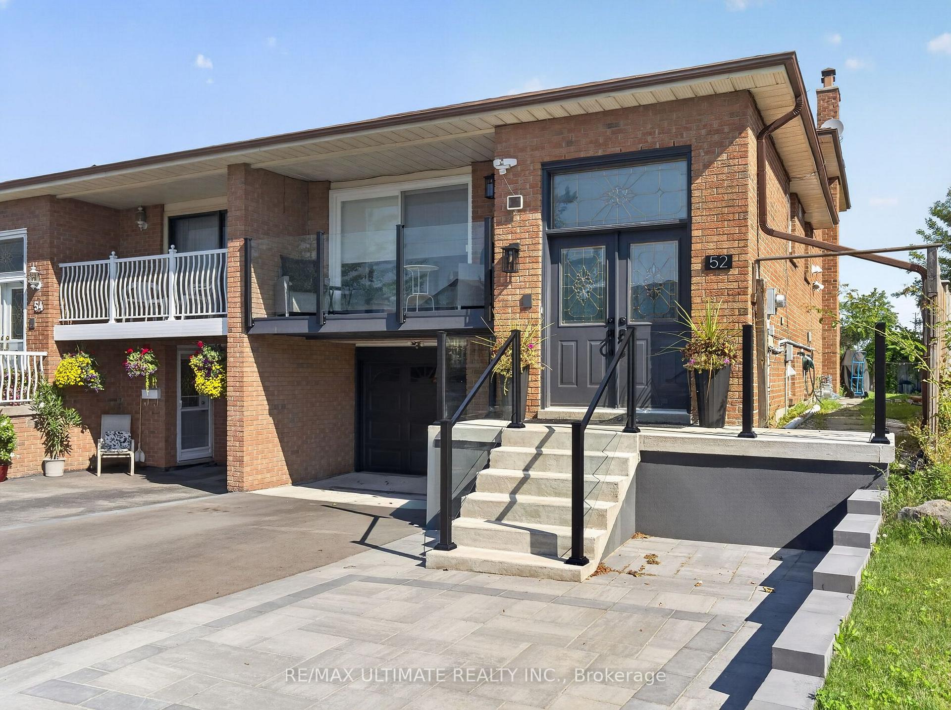 52 Revlis Crescent, Toronto E05, ON, exterior
