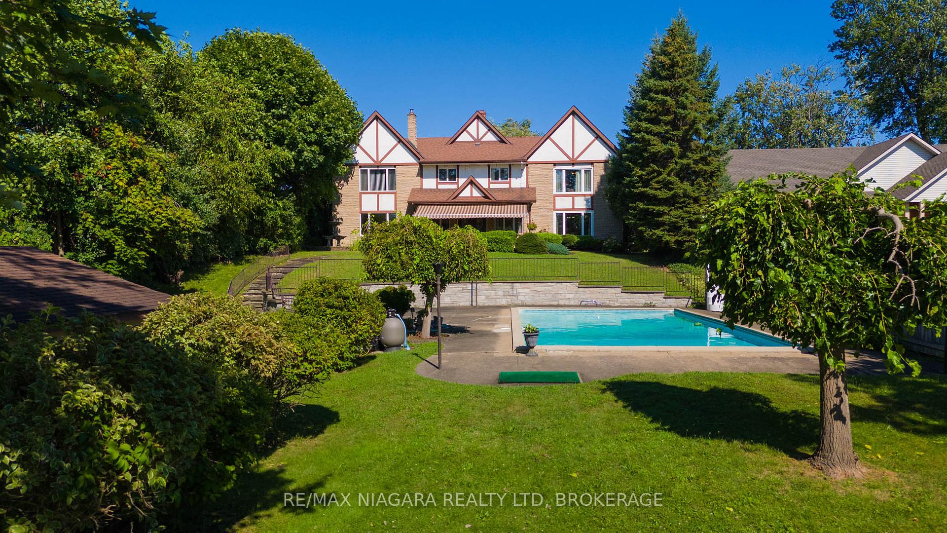 140 LAKESHORE Road, Fort Erie, ON, exterior