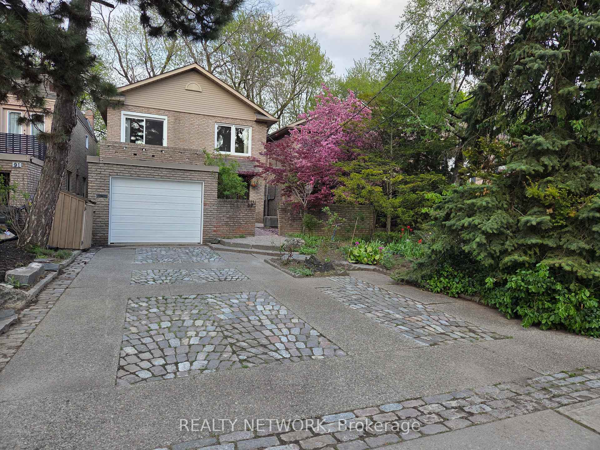 89 Elmsthorpe Avenue, Toronto C03, ON, exterior