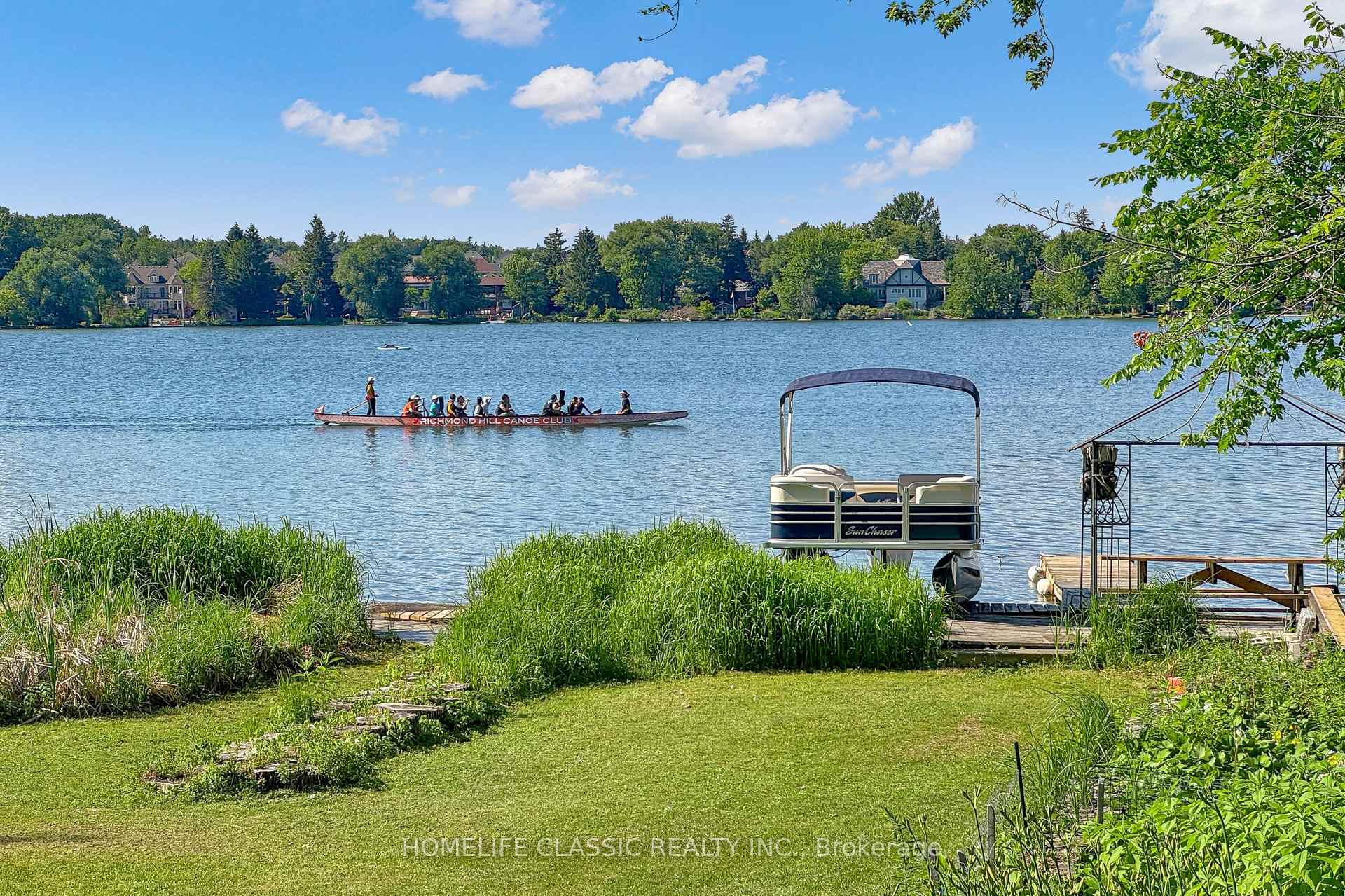 472 Sunset Beach Road, Richmond Hill, ON, exterior