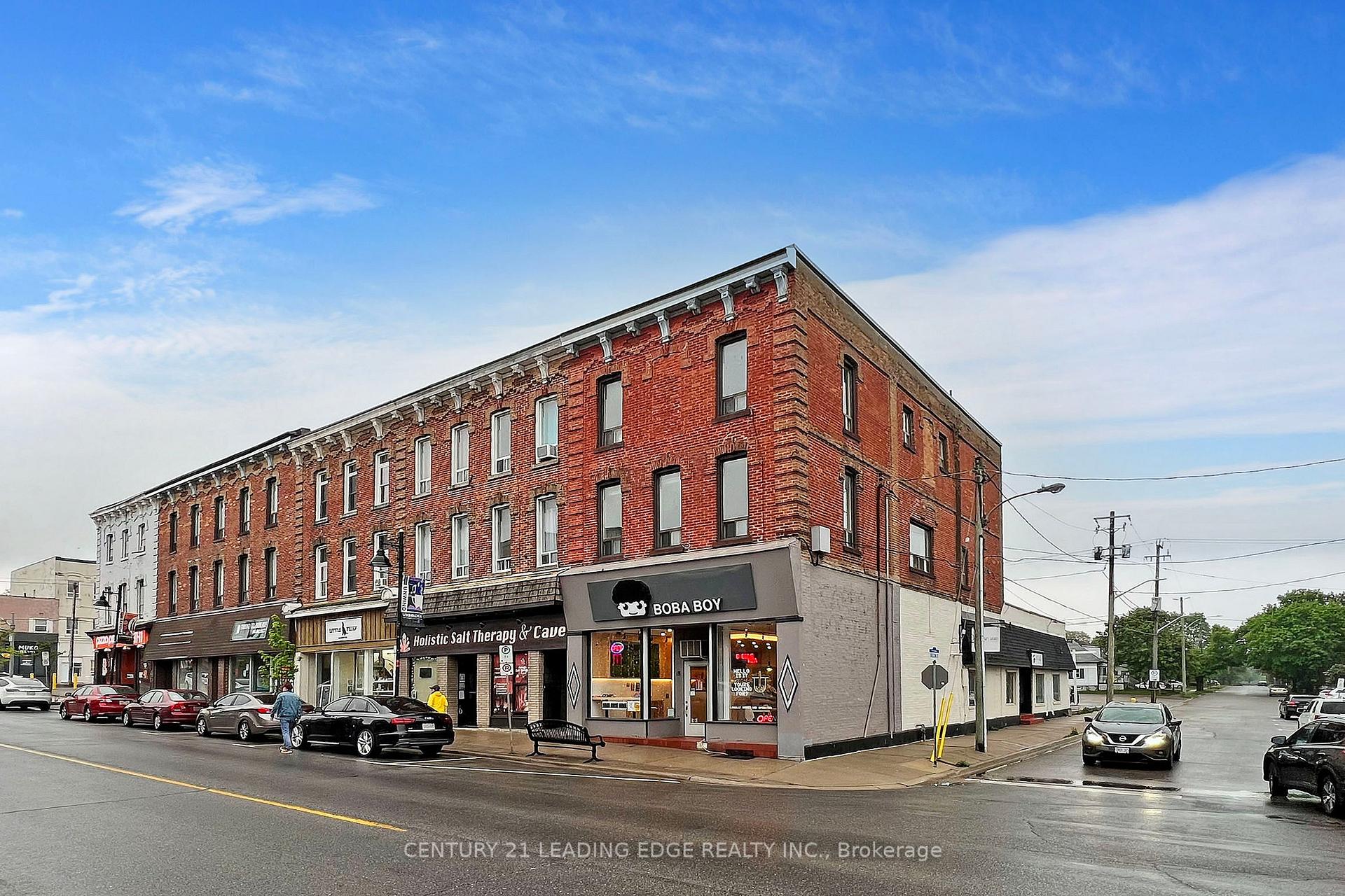3 - 18 Brock Street W, Uxbridge, ON, exterior