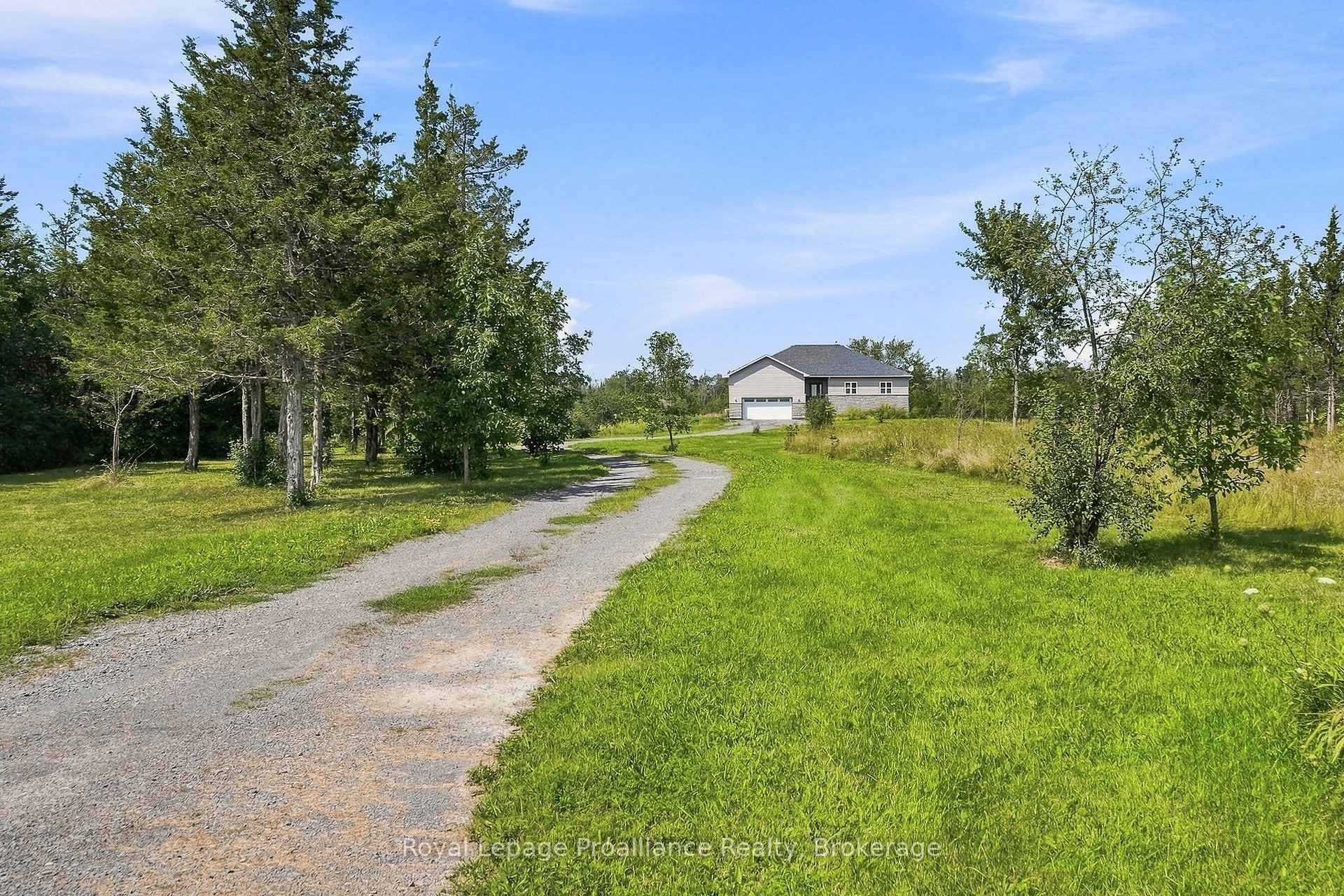 402 Black Road, Prince Edward County, ON, exterior