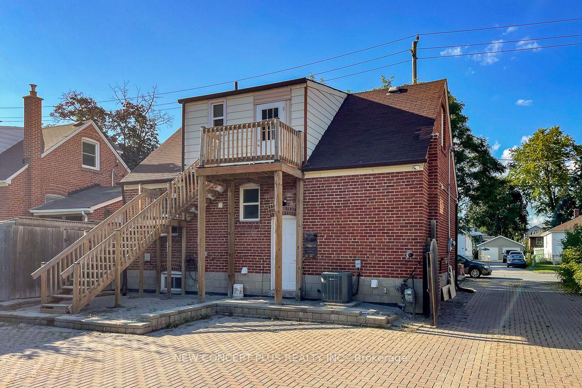 93 Finch Avenue E, Toronto C14, ON, exterior