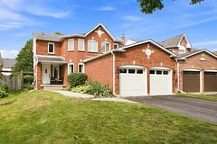 6 Saddlebrook Court, Clarington, ON, exterior