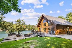 26 Wallace Island, Leeds and the Thousand Islands, ON, exterior