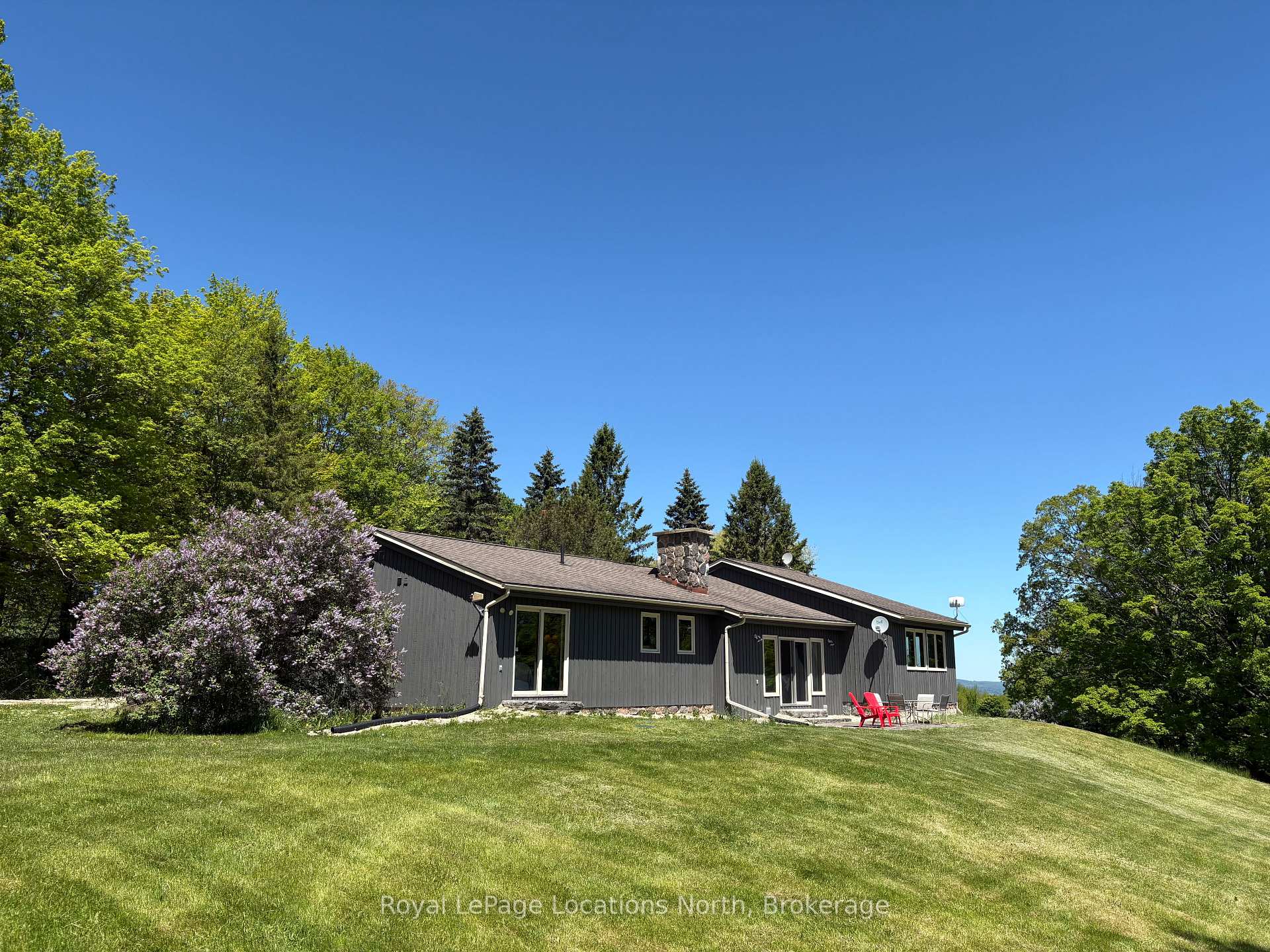 446070 Johnston's Side Road, Grey Highlands, ON, exterior