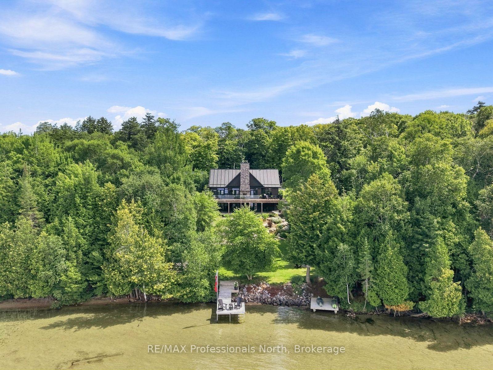 1126A S Lake Bernard Road, Strong, ON, exterior