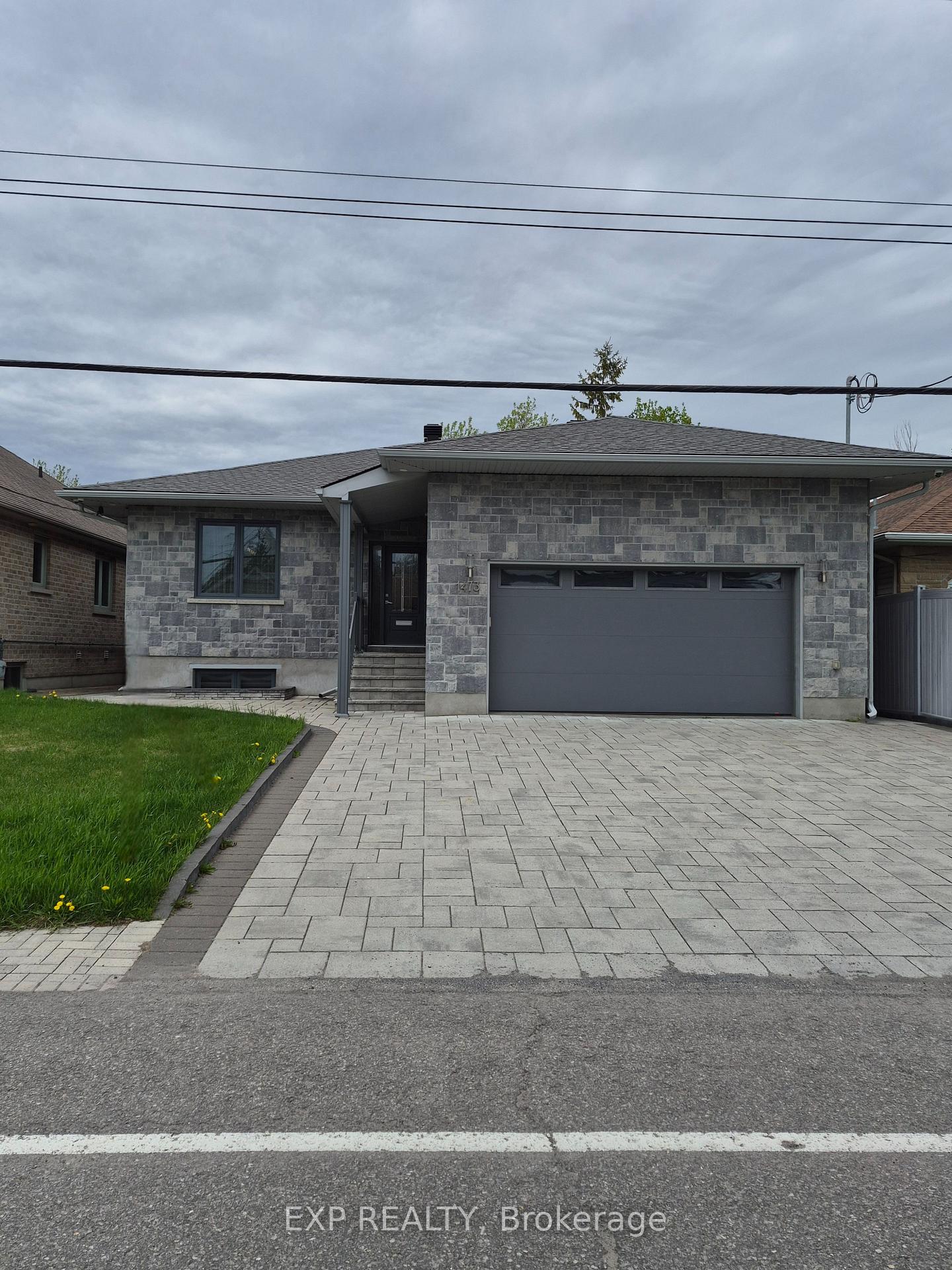 1473 Rosebella Avenue W, Blossom Park - Airport and Area, ON, exterior