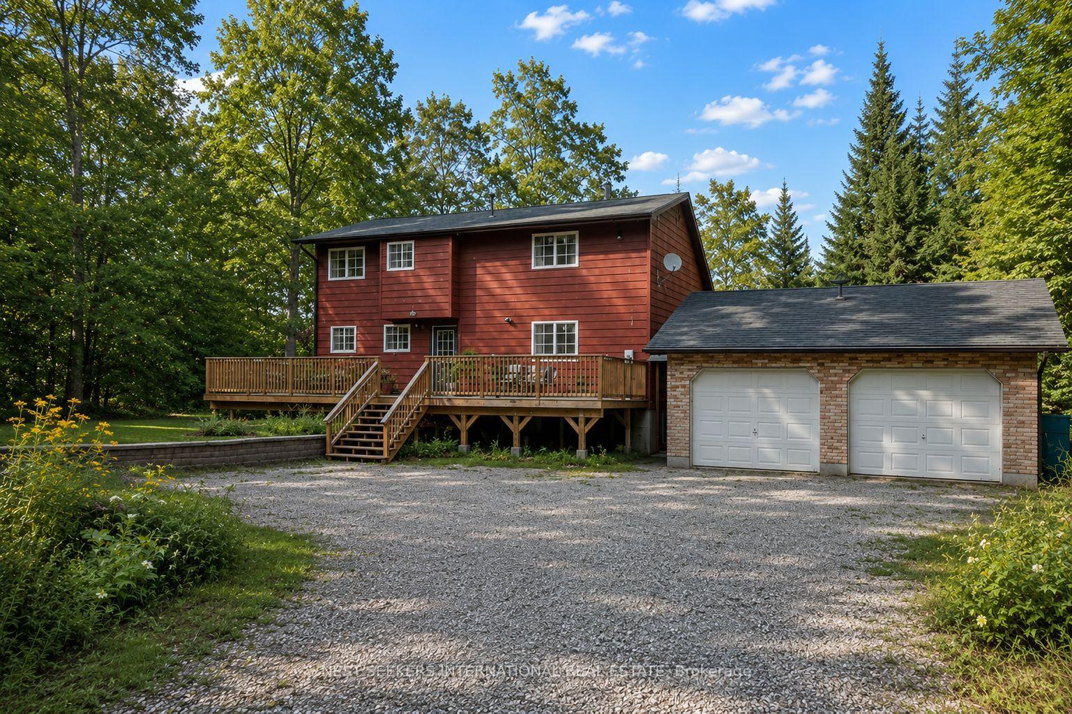 1059 Norwalk Road, Highlands East, ON, exterior