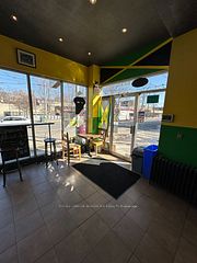 Store Front - 854 Bathurst Street, Toronto C02, ON, exterior