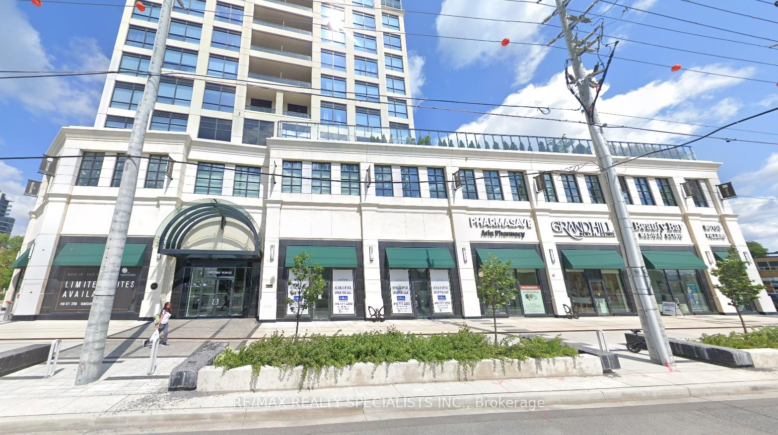 1 - 7097 Yonge Street, Markham, ON, exterior
