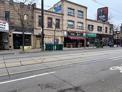 604 College Street, Toronto C01, ON, exterior