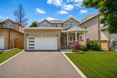 98 Leyburn Avenue, Richmond Hill, ON, exterior