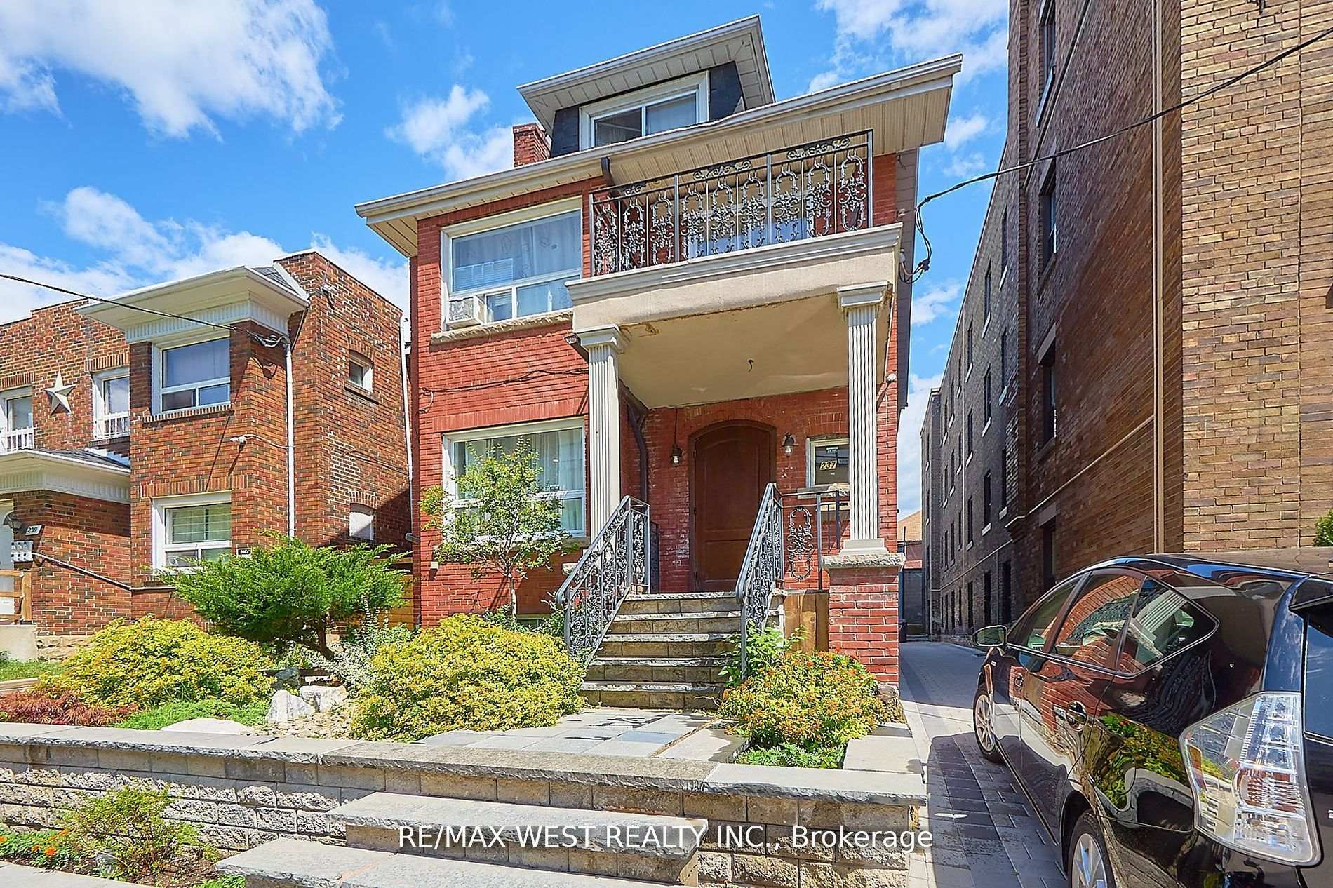 Bsmt - 237 Vaughan Road, Toronto C03, ON, exterior