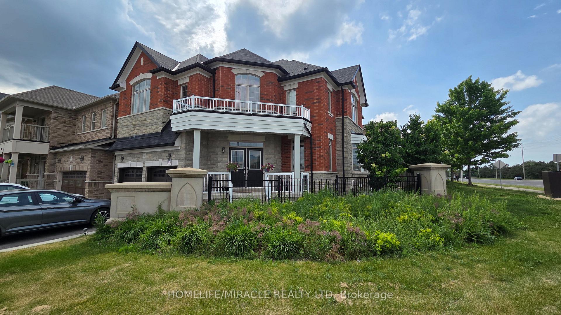 180 Bonnie Braes Drive, Brampton, ON, exterior