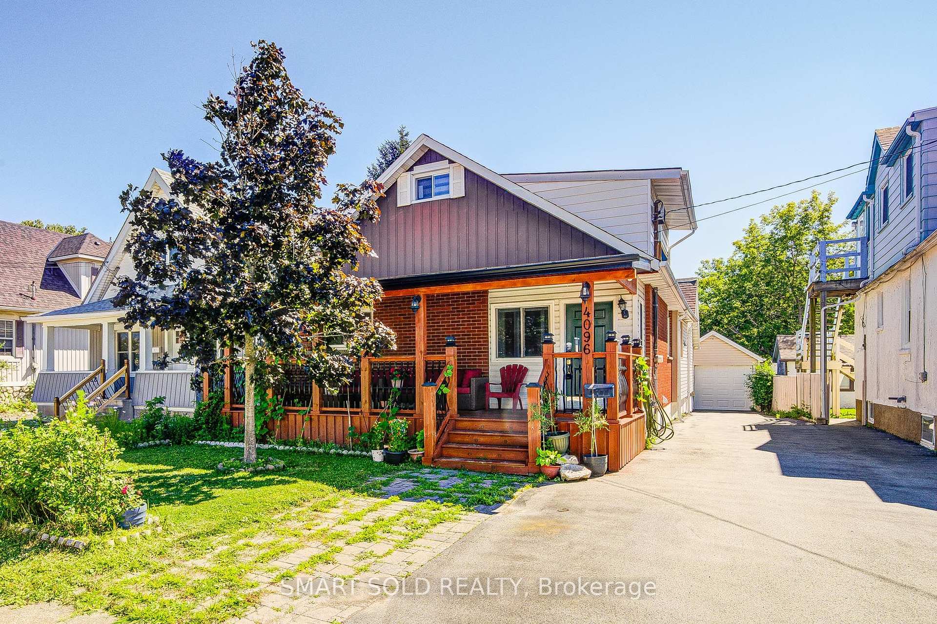 4096 Broughton Avenue, Niagara Falls, ON, exterior