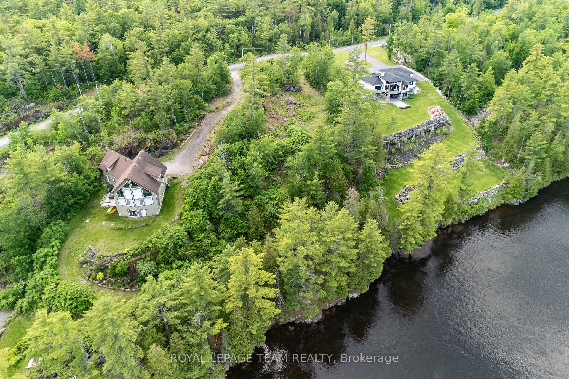 77 Carriage Landing Drive, Horton, ON, exterior