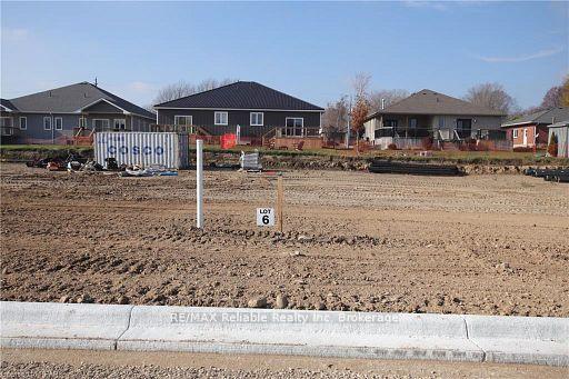 780 BRYANS Drive, Huron East, ON, exterior