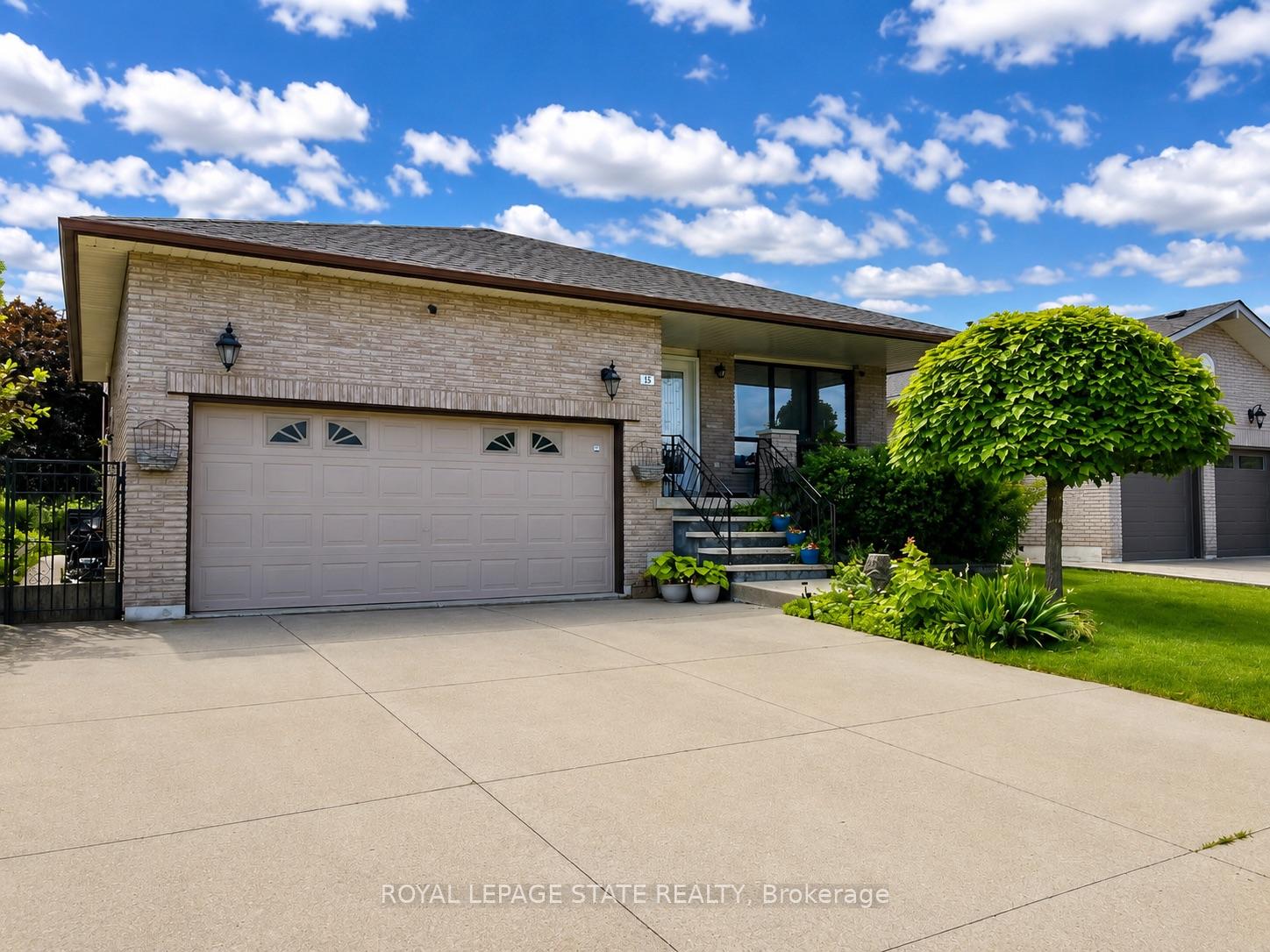 15 Ellen Avenue, Hamilton, ON, exterior