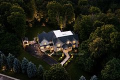 19 Glenhill Trail, Whitchurch-Stouffville, ON, exterior