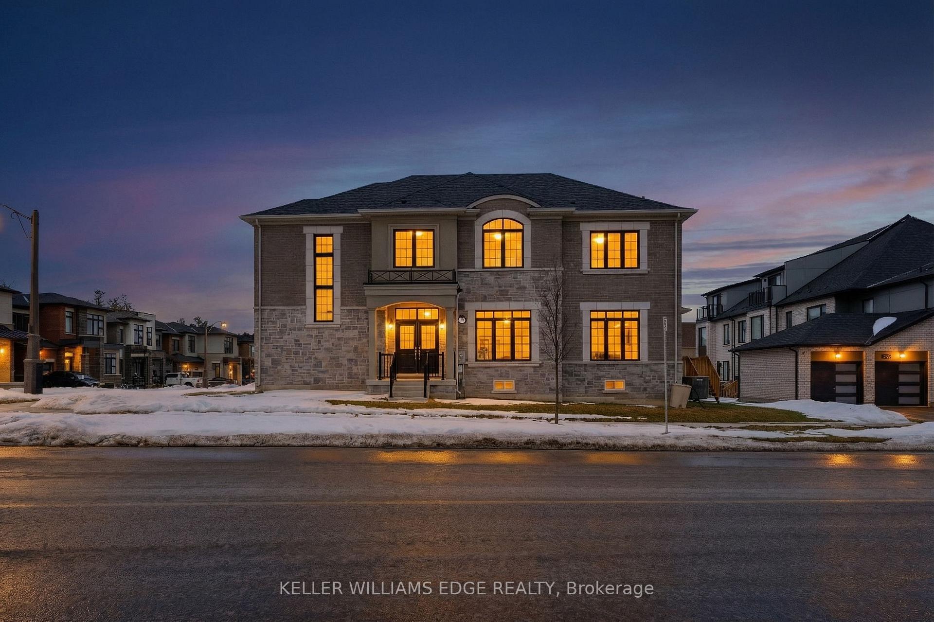 132 Settlers Road E, Oakville, ON, exterior