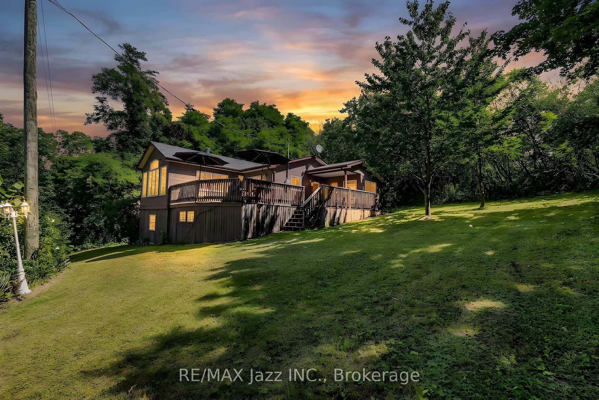 50 Long Island, Otonabee-South Monaghan, ON, exterior