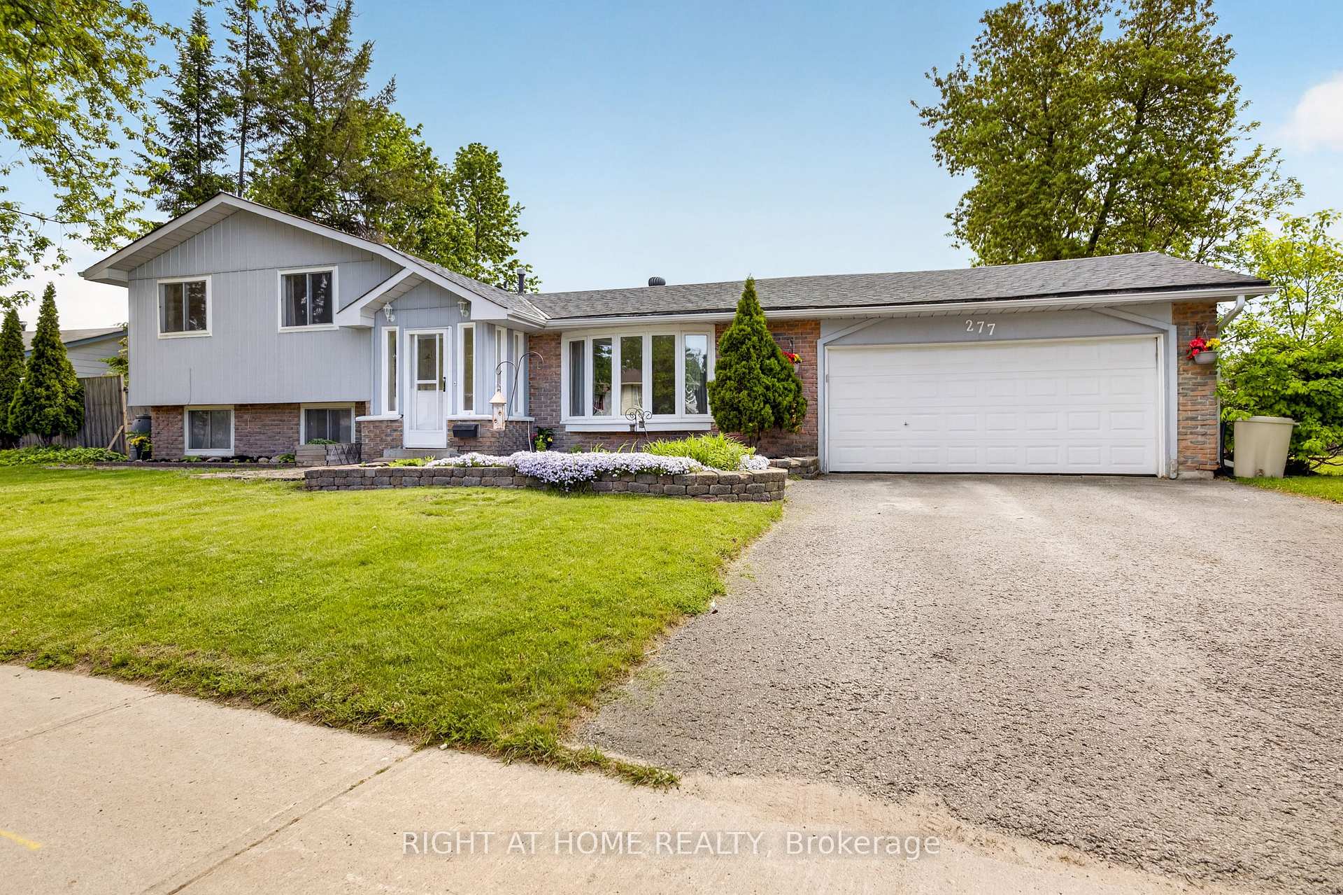 277 PINE Drive, Barrie, ON, exterior