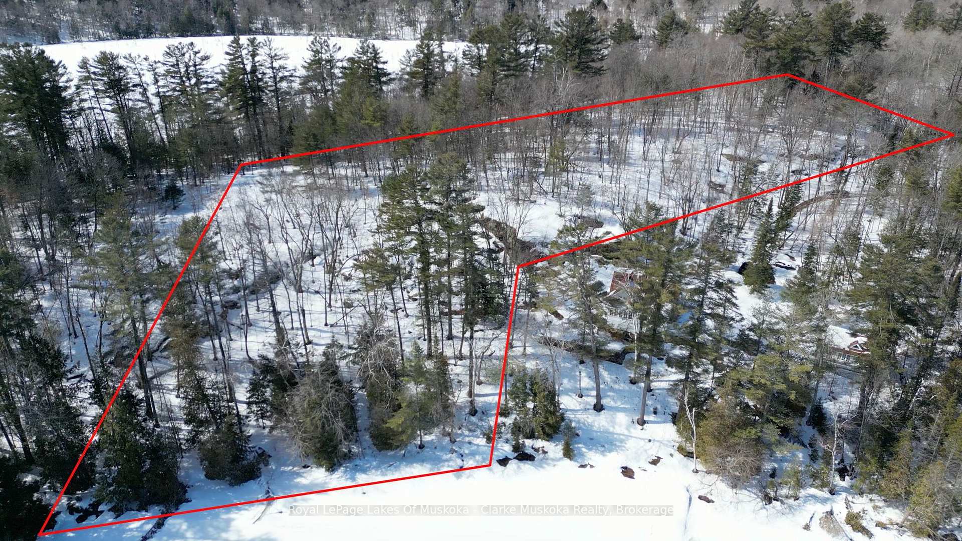 250 & 252 Clear Lake Road, Seguin, ON, exterior