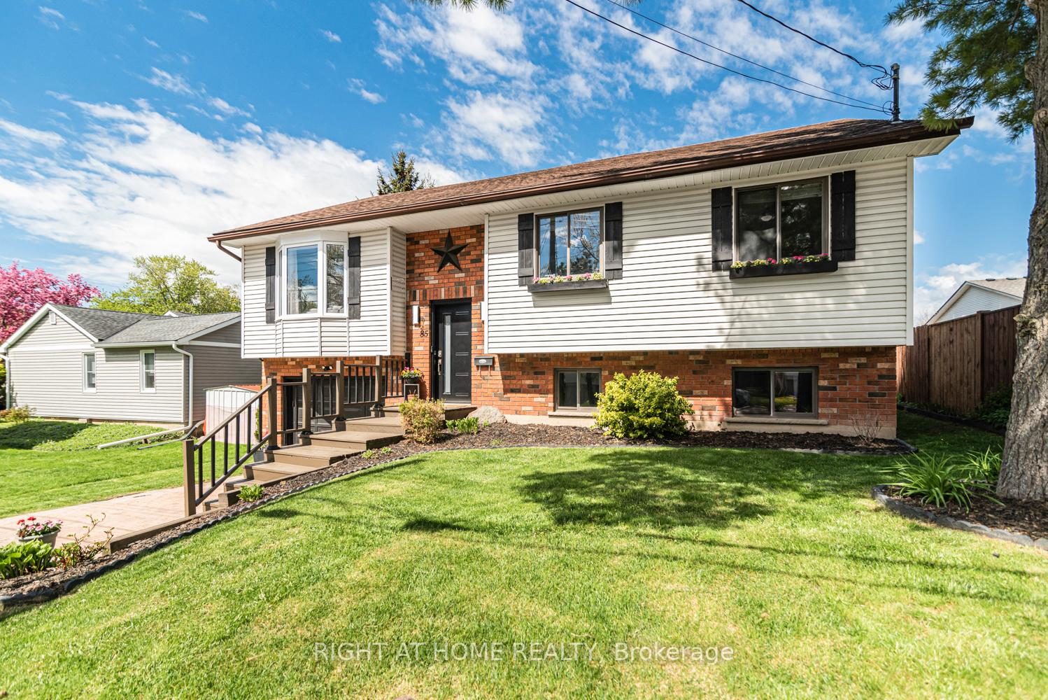 85 Aberdeen Street, Haldimand, ON, exterior
