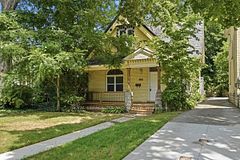 960 Richmond Street, London East, ON, exterior